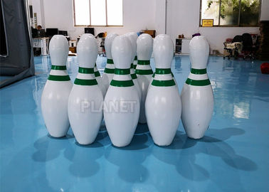 Les goupilles de bowling gonflables de bâches de PVC de la CE ont placé le jeu avec la boule de Zorb